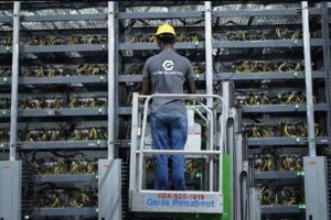 Core Scientific закроет 37 000 установок для добычи биткоинов криптокредитора Celsius