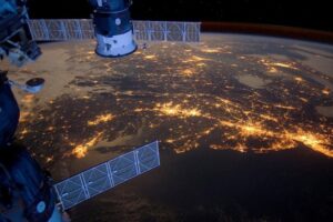 Смартфоны на Android смогут отправлять SMS вне зоны доступа: Qualcomm запустила спутник