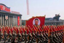 Як Північна Корея заробляє гроші: ВВП, торгівля, хакерство та рабська праця