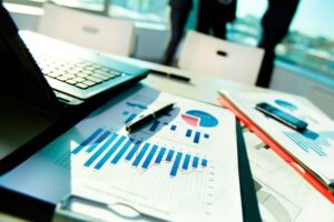 Кабмин оптимизировал программу компенсаций бизнесу за найм ВПЛ на работу