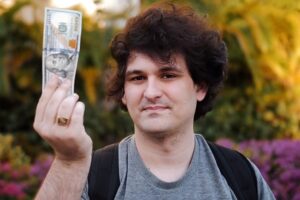 Глава скандальной криптобиржи FTX Сэм Бэнкман-Фрид отказался признавать свою вину