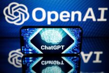 Як скористатись ChatGPT в Україні: обхід блокування OpenAI