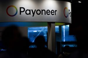 Подвиги звичайних волонтерів, які залишаються поза увагою: історія менеджерки з Payoneer