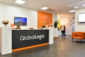 Украинских разработчиков привлекли к созданию софта для Maserati, Dodge и Jeep