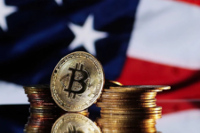 Правительство США переместило 40 000 биткоинов на Coinbase: Что происходит?