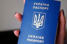 Закордонний паспорт може бути недійсним через проблеми з транслітерацією: подробиці