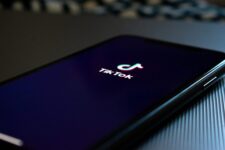 В Чехии чиновникам запретили использование TikTok