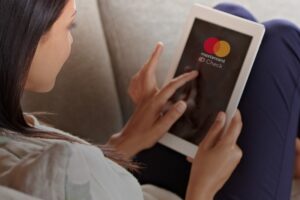 GIACT и Mastercard объединяются, чтобы сделать верификацию более безопасной: в чем преимущества для пользователей