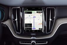 В Volvo появилось приложение повышающее безопасность водителей: подробности