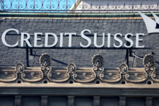 Крах банку Credit Suisse: власники облігацій подали позов до суду – Reuters