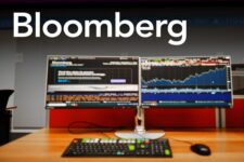 Bloomberg створив власний ШІ-бот для аналізу фінансового ринку