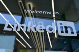 Синяя галочка: LinkedIn запускает программу верификации пользователей