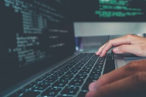 Програмування та консультації: які IT-сфери найпопулярніші сьогодні в Україні