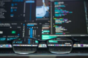 Під ударом iPhone: вірус Reign два роки шпигував за журналістами та політиками