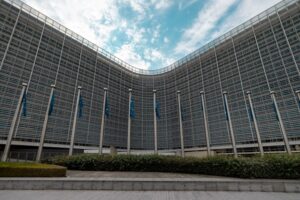Европарламент одобрил законопроект о регулировании криптовалют