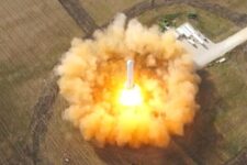 Ракетоносій SpaceX Starship вибухнув у польоті: що сталося