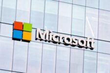 Против Microsoft начали расследование в ЕС: в чём подозревают
