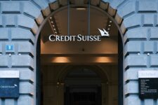 Credit Suisse: инвесторы из Азии подали в суд на правительство Швейцарии из-за краха банка