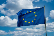 Евросоюз хочет ограничить кредитное плечо в криптотрейдинге
