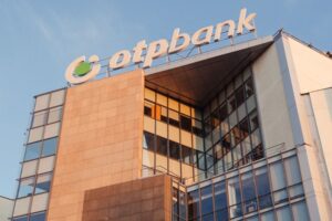 Вслед за Raiffeisen: OTP Bank признан международным спонсором войны