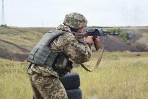 Зарплати військовим змінюватимуть: деталі від Верховної Ради