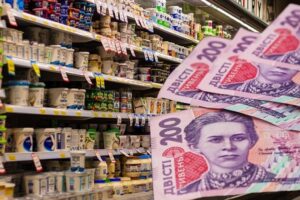 Бізнес попередив про подорожчання більшості споживчих товарів в Україні