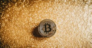 Биткоин пробивает важный барьер в $30 000