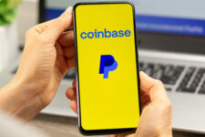 Coinbase добавляет поддержку PayPal USD