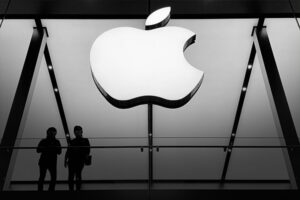 Apple прагне обійти Google в ШІ розробках