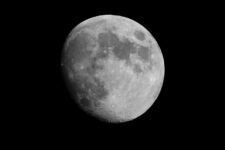 Индийские ученые сделали сенсационное открытие на Луне