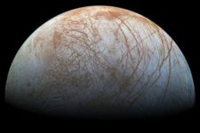 На супутнику Юпітера виявили необхідний для життя елемент