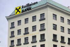 Чехія розслідує діяльність Raiffeisen Bank через роботу в рф