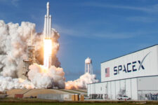 SpaceX откроется в Европе: как близко к Украине