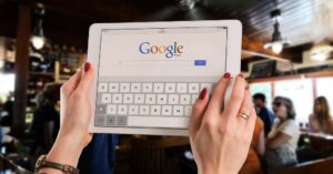 Google додав у пошуковик сервіс для комбінування емодзі