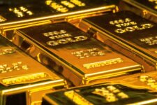 Самые распространенные ошибки при инвестировании в золото: как избежать