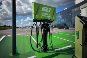 Эпицентр открыл зарядные станции для электрокаров: какие цены