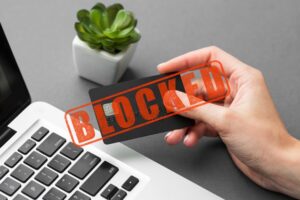 Будет ли monobank блокировать карты военнообязанным — ответ Гороховского