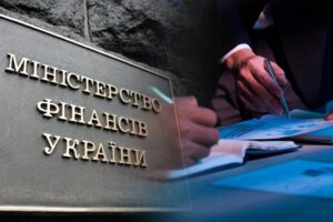 Сколько людей работает в органах государственной власти — статистика
