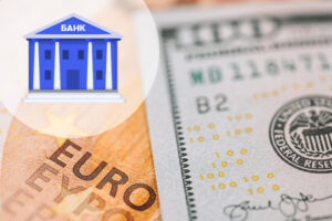 Банки ввезли в Украину рекордное за время войны количество валюты: причины