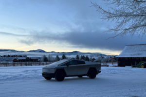 Tesla Cybertruck сможет плавать по воде: Маск сделал громкое заявление