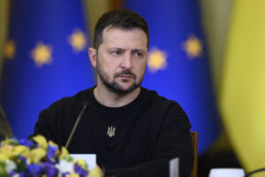 Налоговые проверки бизнеса возвращаются в декабре — Зеленский подписал закон