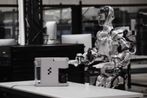 Роботов-гуманоидов научили самостоятельно варить кофе: видео