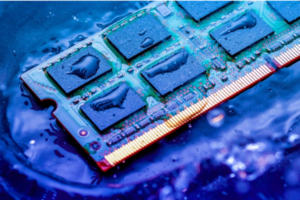 Создана технология, которая обезопасит любую электронику под водой