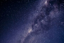 К центру Млечного Пути мчатся неизвестные звезды: какой вред они могут нанести