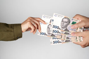 Податок для “зарплатних ФОПів” піднімуть, але є нюанс – Мінфін