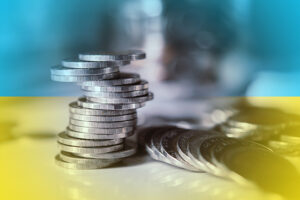 Скільки податків повинні доплатити українці з початку року — податкова