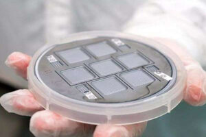 Учені створили космічний двигун розміром з долоню: для чого