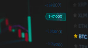 Ціна Біткоїна досягла нового денного максимуму в $47 000: що далі