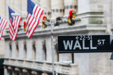 Как обычные инвесторы перехитрили Уолл-Стрит