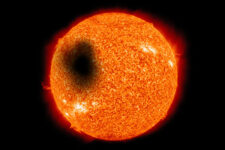 На Сонці з’явилася найбільша за кілька років пляма: як це загрожує Землі